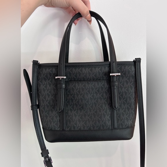 Grey Michael Kors bag - Picture 2 of 4